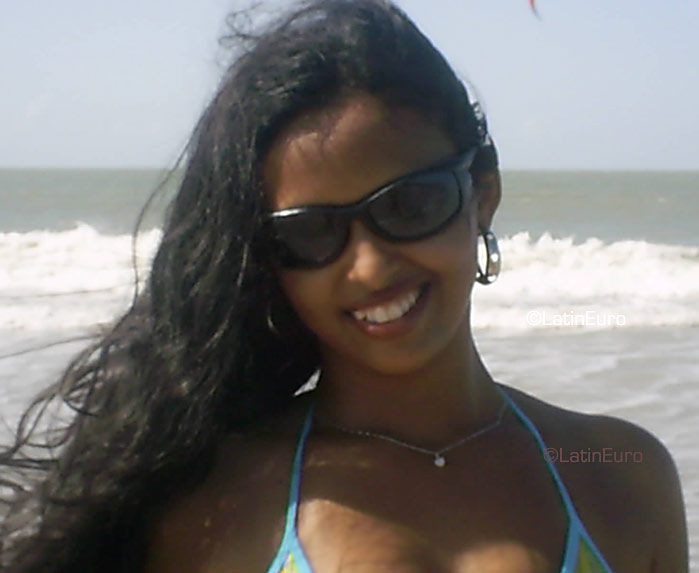 Date this georgeous Brazil girl Luana from FORQUILHA B3523