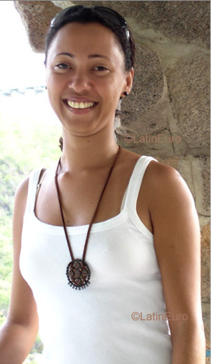 Date this exotic Brazil girl Fabiana from PAULO AFONSO B3589