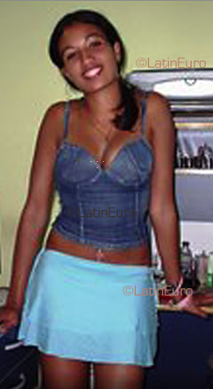 Date this charming Brazil girl Rosangela from GUARAI B3617
