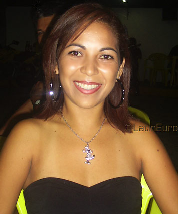 Date this cute Brazil girl Adriana from CAMPINA GRANDE B3619