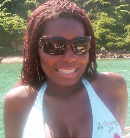 Date this georgeous Brazil girl Valeria from COSMOPOLIS B3682