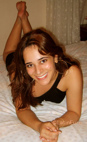 Date this sensual Brazil girl Laine from ATIBAIA B3781