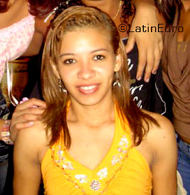 Date this good-looking Brazil girl Kezia from SAO PAULO B3797