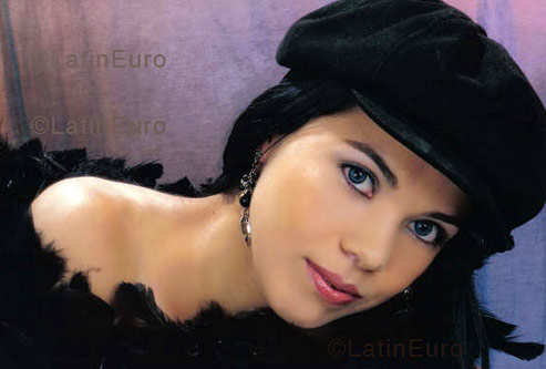 Date this stunning Brazil girl Soraia from SAO JOSE B3852