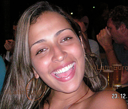 Date this fun Brazil girl Patricia from RIO DE JANEIRO B3927