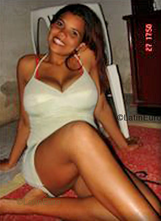 Date this charming Brazil girl Michelle from  B3965