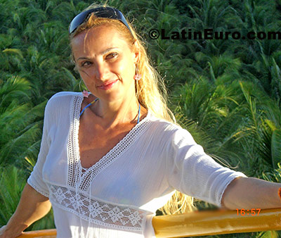 Date this cute Brazil girl Nice from Rio de Janeiro B405