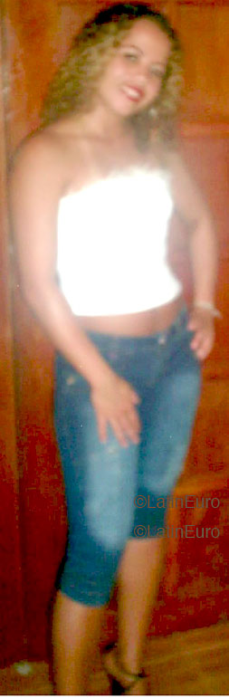 Date this voluptuous Brazil girl Suziana from MANAUS B4059