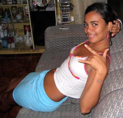 Date this fun Brazil girl Janaina from JABOATAO DOS GUARARAPES B4084