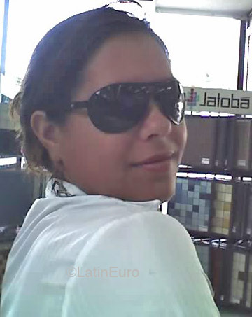 Date this stunning Brazil girl Josy from ATIBAIA B4126