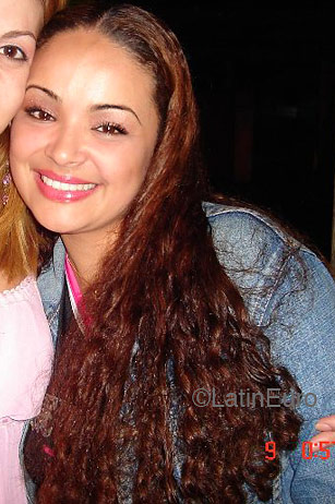 Date this lovely Brazil girl Andrea from LONDRINA B4163