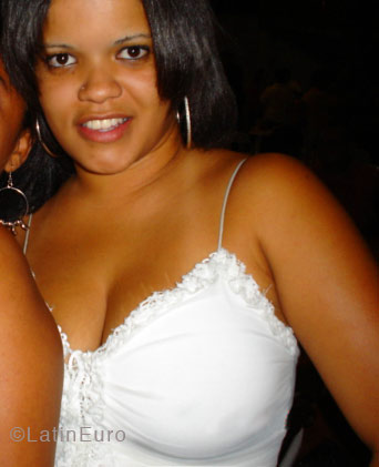 Date this tall Brazil girl Renata from  B4324