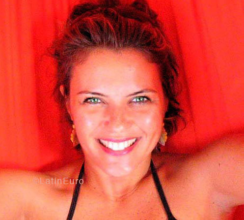 Date this passionate Brazil girl Renata from FORTALEZA B4332