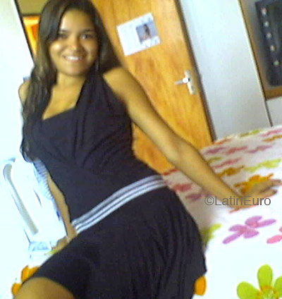 Date this gorgeous Brazil girl Islandia from MARACANAU B4342