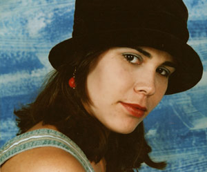 Date this foxy Brazil girl Graziella from VALADARES B4404