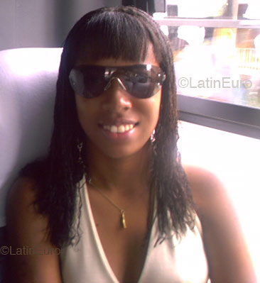 Date this cute Brazil girl Juliana from NITEROI B4518