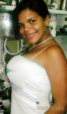 Date this georgeous Brazil girl Dayane from CARIACICA B4533