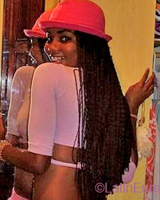 Date this beautiful Brazil girl Teandinir from SALVADOR B4551