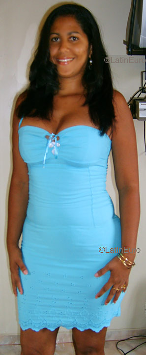 Date this stunning Brazil girl Cledenice from CAMPO GRANDE B4600