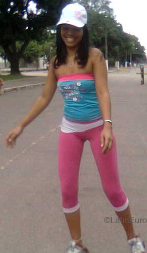 Date this good-looking Brazil girl Renata from RIO DE JANEIRO B4695