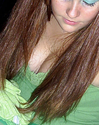 Date this passionate Brazil girl Marianne from RIO DE JANEIRO B4736