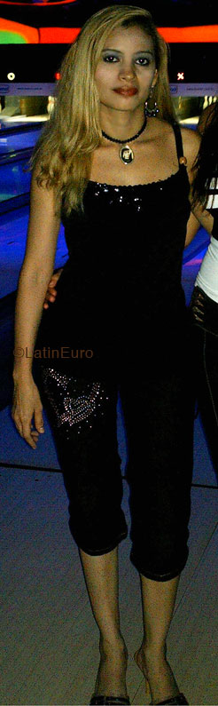 Date this fun Brazil girl Luciane from MANAUS B4796