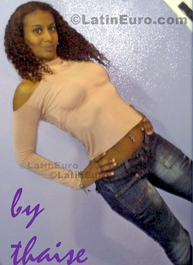 Date this cute Brazil girl Taise from Porto Alegre B486