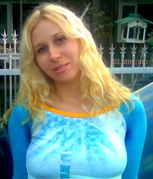 Date this hot Brazil girl Fabiana from  B4870