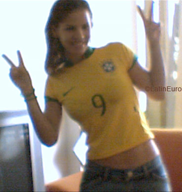 Date this sensual Brazil girl Gicilene from  B4991