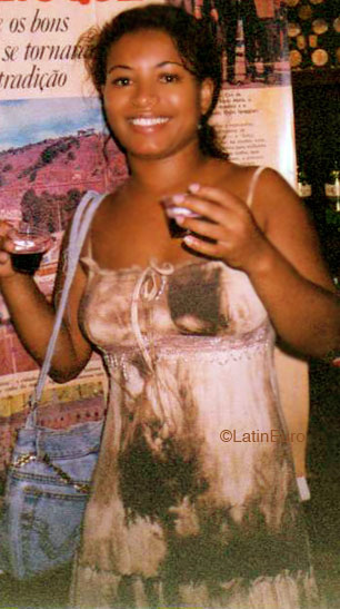 Date this charming Brazil girl Marilda from DIAS B5089