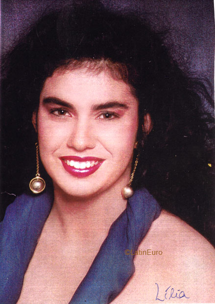 Date this cute Brazil girl Lilia from RIO DE JANEIRO B5090