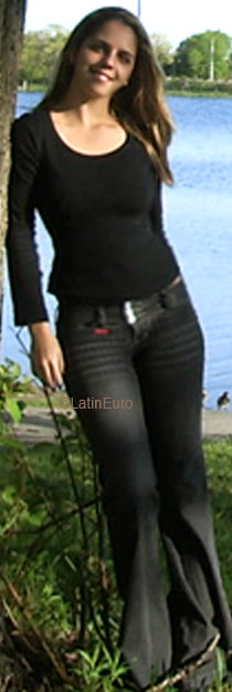 Date this happy Brazil girl Ana from SALVADOR B5107