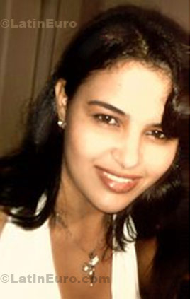 Date this hot Brazil girl Kelly from Nova Serrana B511