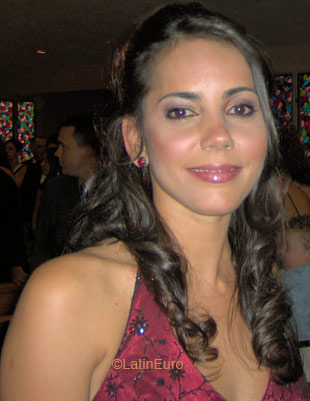 Date this funny Brazil girl Alessandra from  B5143