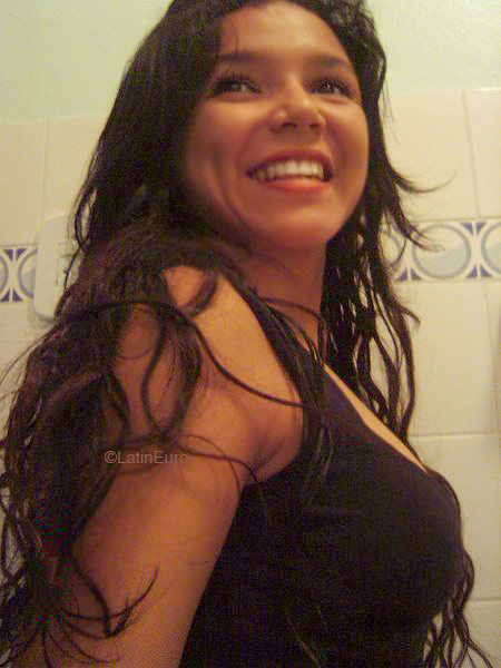 Date this athletic Brazil girl Syglya from BARRAS B5196
