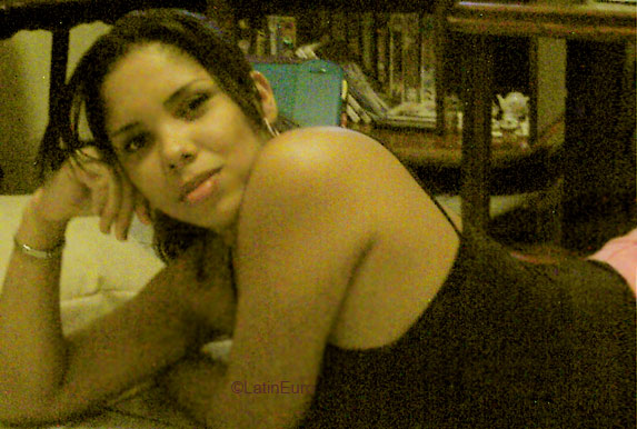 Date this georgeous Brazil girl Rebeca from RECIFE B5249