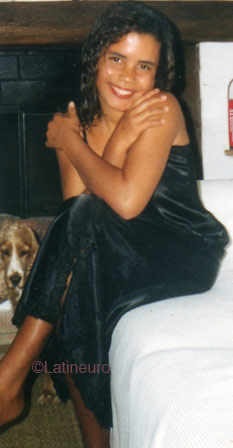 Date this sultry Brazil girl Diana from SALVADOR B5287