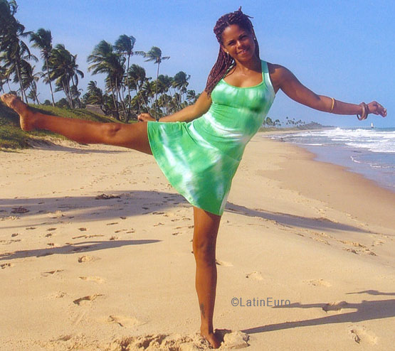 Date this passionate Brazil girl Renata from SALVADOR B5348