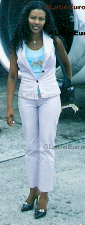 Date this hard body Brazil girl Zelina from Estreito B535