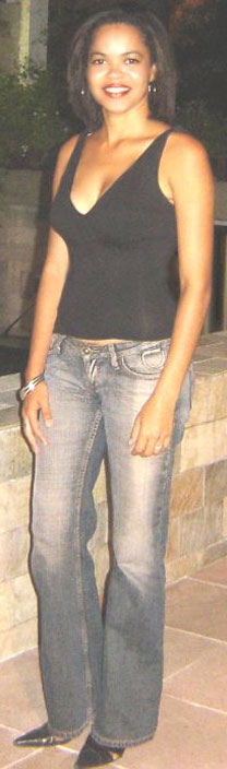 Date this sultry Brazil girl Gerusya from SALVADOR B5361