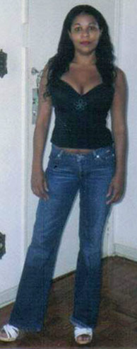 Date this nice looking Brazil girl Regina from SANTOS B5413