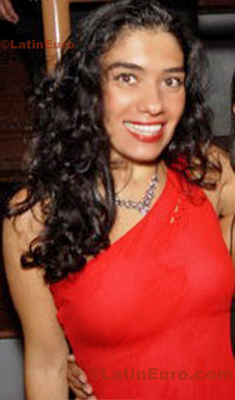 Date this pretty Brazil girl Luciana from Sao Paulo B547