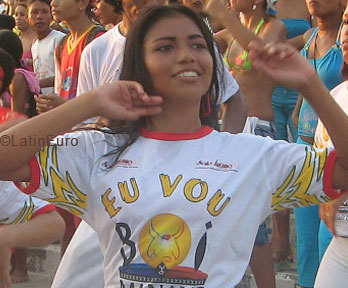 Date this gorgeous Brazil girl Mara from MANAUS B5481