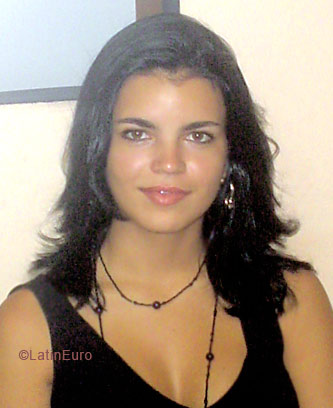 Date this georgeous Brazil girl Monique from SALVADOR B5487