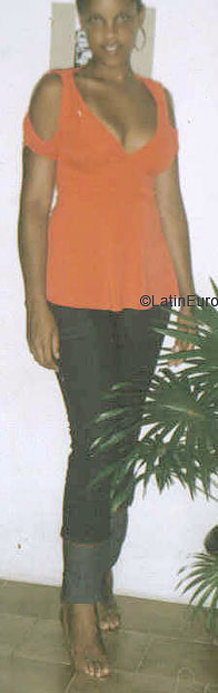 Date this georgeous Brazil girl Isis from SALVADOR B5526