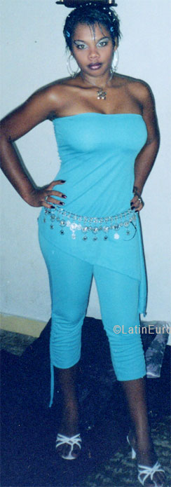 Date this delightful Brazil girl Erica from CORONEL FABRICIANO B5574