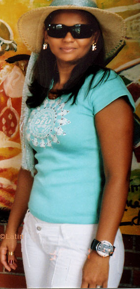 Date this hard body Brazil girl Monica from NATAL B5611