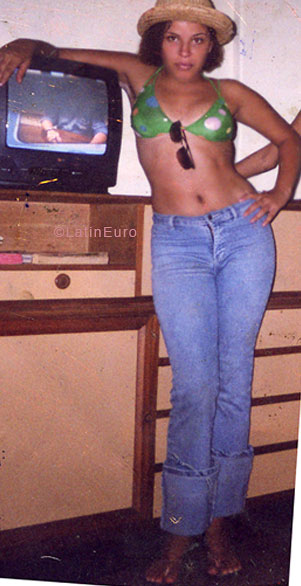 Date this attractive Brazil girl Aline from CONTAGEM B5630
