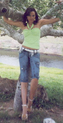 Date this passionate Brazil girl Cristiane from SALVADOR B5656