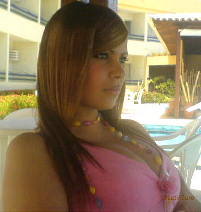 Date this lovely Brazil girl Marta from RECIFE B5701